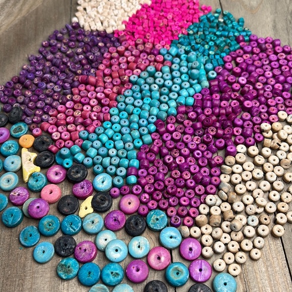 Colored Coconut Shell Coco Beads Mixed Lot DIy Jewelry Making Crafting Bundle - Picture 8 of 16
